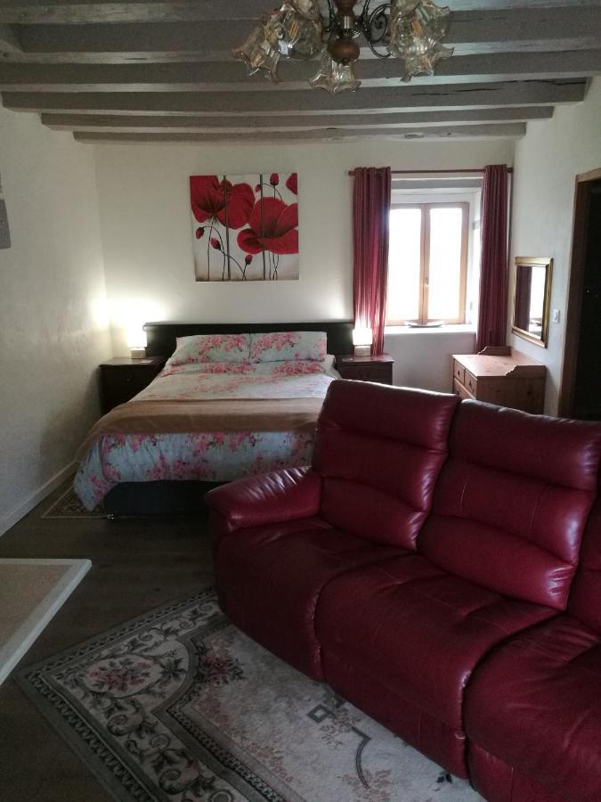 Chez Pastuso Bed and Breakfast Brigueuil-le-Chantre Eksteriør billede